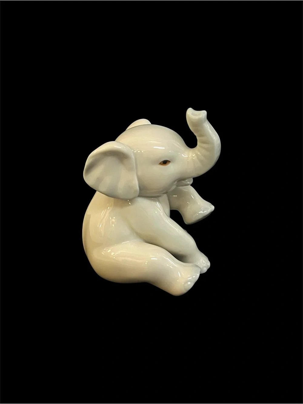 Princeton Gallery White Porcelain Baby Elephant Figurine Trunk Up Good Luck 3.5